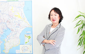 代表　石井孝子